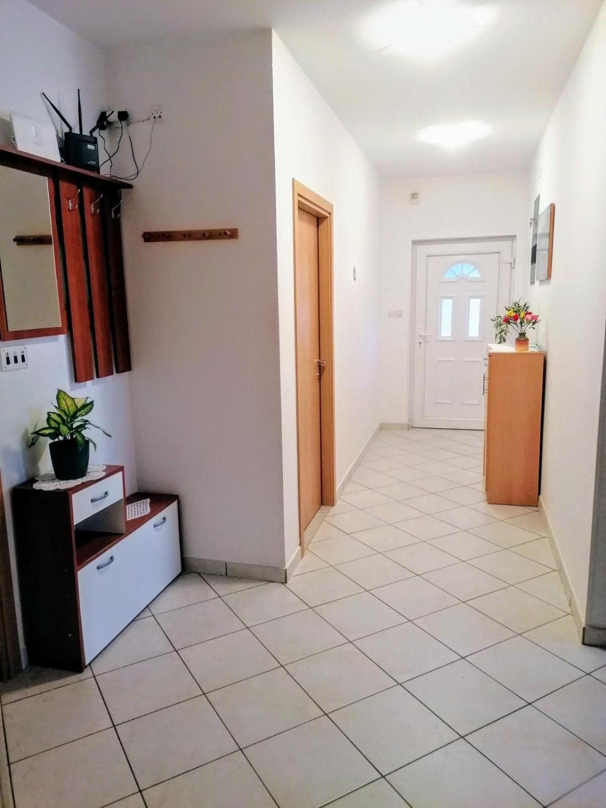 Apartman Tralje Zengg Kültér fotó